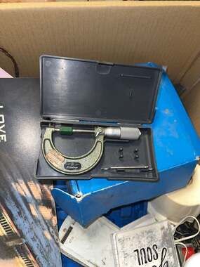 Mitutoyo 1-2 inch Outside Micrometer No. 103-128